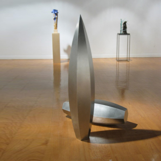柱-2004