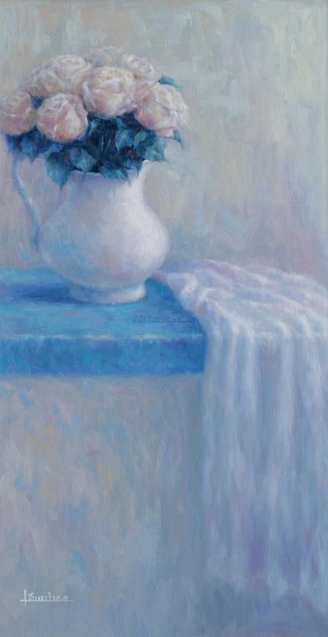 Roses in vase